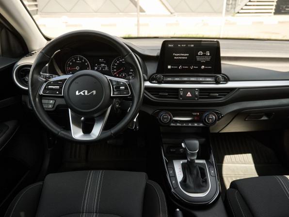 Kia Cerato IV Рестайлинг с пробегом 2021 года, цена 2 210 000 рублей, 46121 км, седан, Автокод Объявления