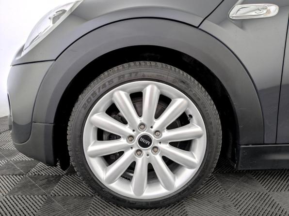 Mini Hatch III (F55/F56) с пробегом 2016 года, цена 2 010 000 рублей, 68903 км, хэтчбек, Автокод Объявления
