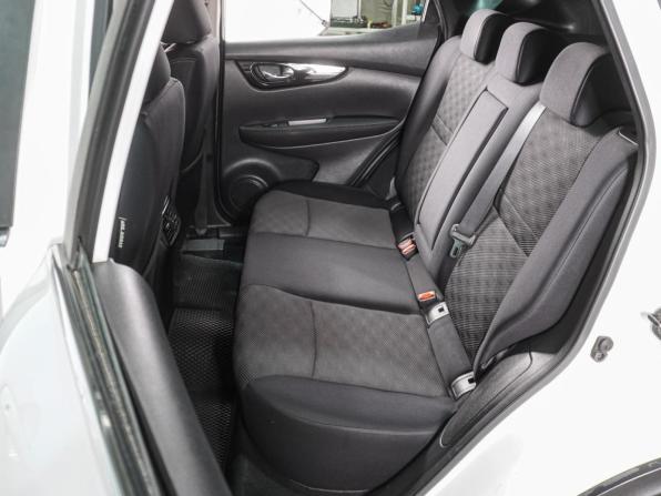 Nissan Qashqai II с пробегом 2018 года, цена 1 399 000 рублей, 176932 км, внедорожник, Автокод Объявления