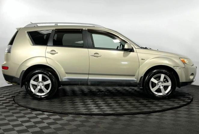Mitsubishi Outlander II с пробегом 2007 года, цена 635 000 рублей, 318879 км, внедорожник, Автокод Объявления