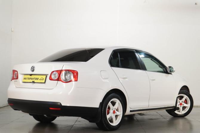 Volkswagen Jetta V с пробегом 2010 года, цена 809 000 рублей, 216000 км, седан, Автокод Объявления