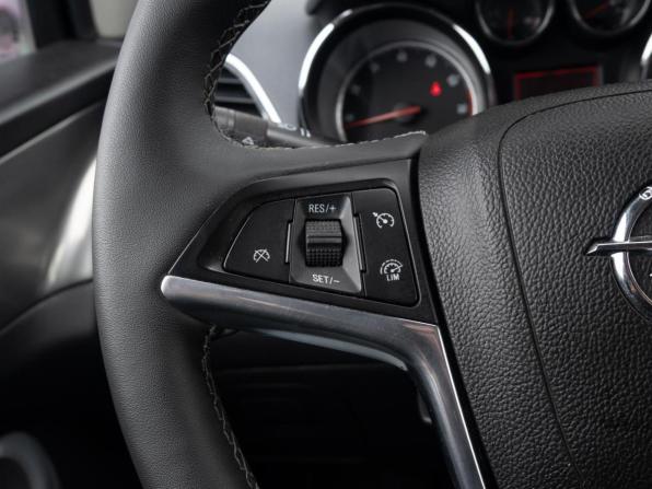 Opel Mokka I с пробегом 2014 года, цена 1 000 000 рублей, 120579 км, внедорожник, Автокод Объявления
