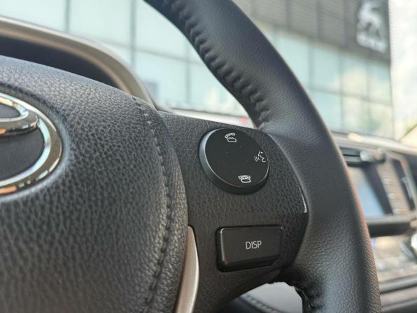 Toyota RAV4 IV (XA40) с пробегом 2015 года, цена 2 350 000 рублей, 114000 км, внедорожник, Автокод Объявления