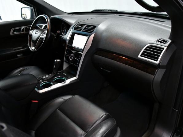 Ford Explorer V с пробегом 2012 года, цена 1 897 000 рублей, 141333 км, внедорожник, Автокод Объявления