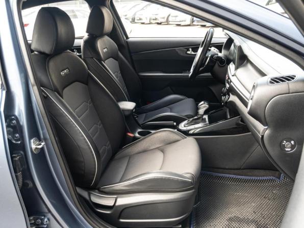 Kia Cerato IV Рестайлинг с пробегом 2021 года, цена 2 165 000 рублей, 135091 км, седан, Автокод Объявления