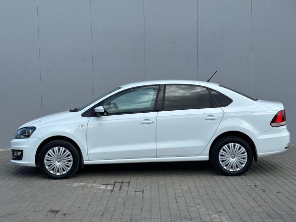 Volkswagen Polo V Рестайлинг с пробегом 2016 года, цена 801 000 рублей, 175000 км, седан, Автокод Объявления