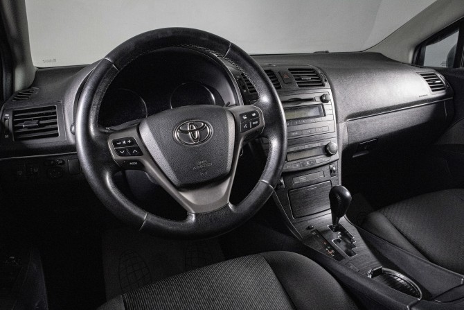 Toyota Avensis III с пробегом 2009 года, цена 979 000 рублей, 249484 км, седан, Автокод Объявления