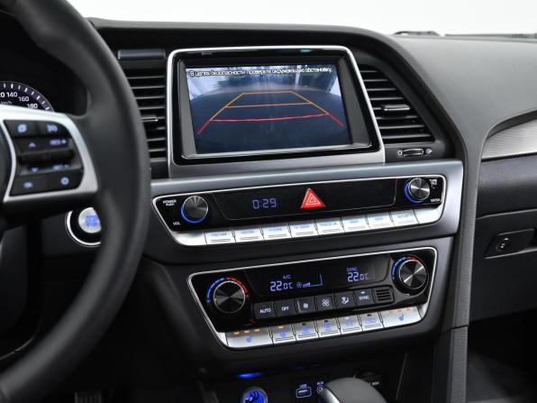 Hyundai Sonata VII (LF) Рестайлинг с пробегом 2018 года, цена 1 249 000 рублей, 99000 км, седан, Автокод Объявления
