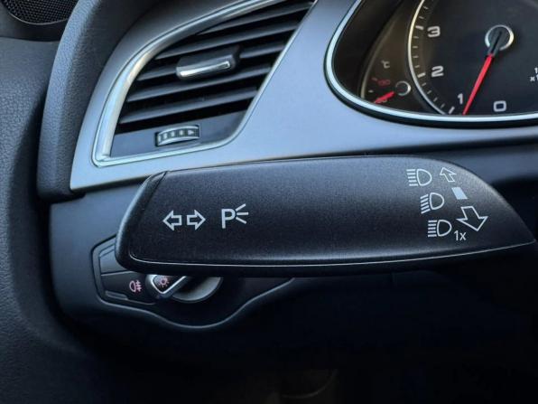 Audi A4 IV (B8) Рестайлинг с пробегом 2013 года, цена 1 544 000 рублей, 130287 км, седан, Автокод Объявления
