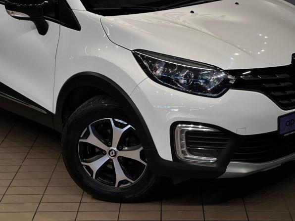 Renault Kaptur I Рестайлинг с пробегом 2020 года, цена 1 620 000 рублей, 53679 км, внедорожник, Автокод Объявления