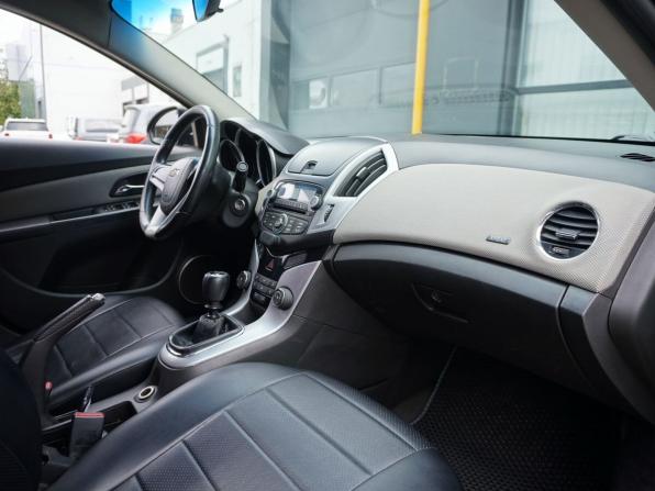 Chevrolet Cruze I Рестайлинг с пробегом 2013 года, цена 635 000 рублей, 233811 км, седан, Автокод Объявления