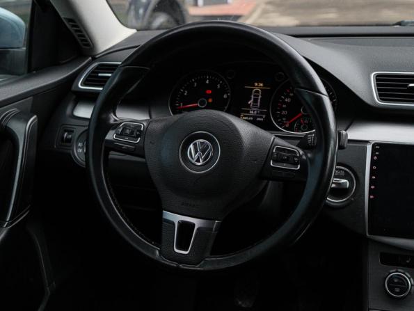 Volkswagen Passat B7 с пробегом 2012 года, цена 727 000 рублей, 248541 км, седан, Автокод Объявления