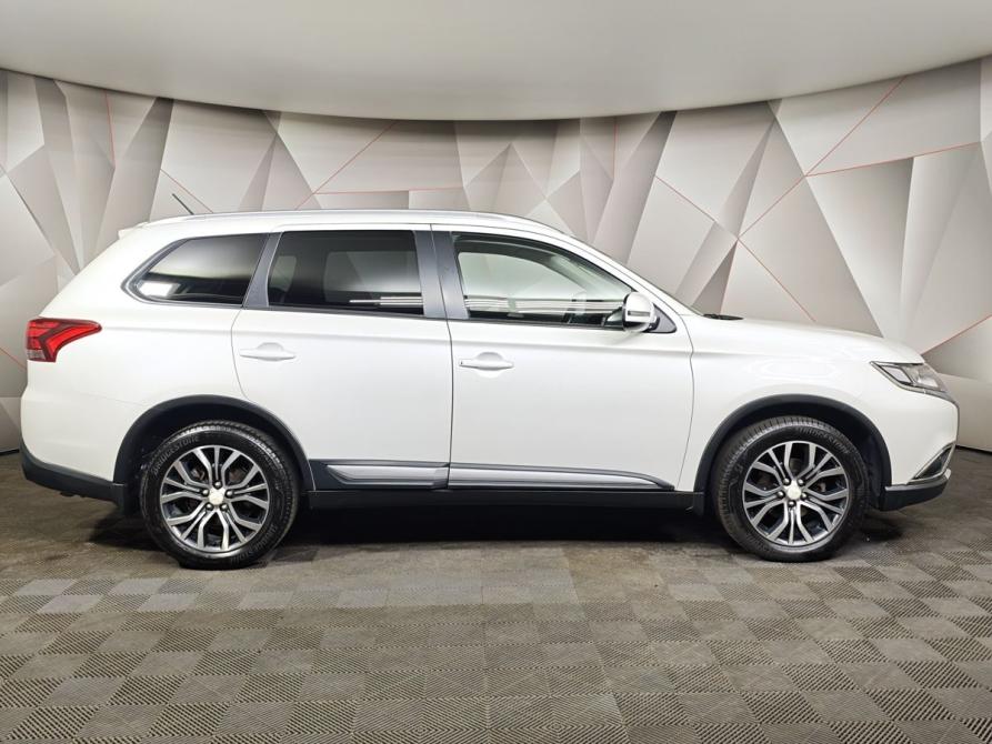 Mitsubishi Outlander III Рестайлинг 2 Москва  - изображение 6