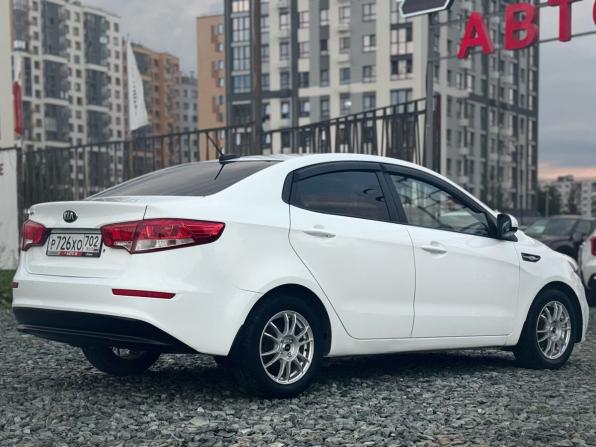 Kia Rio III Рестайлинг с пробегом 2016 года, цена 960 000 рублей, 102251 км, седан, Автокод Объявления
