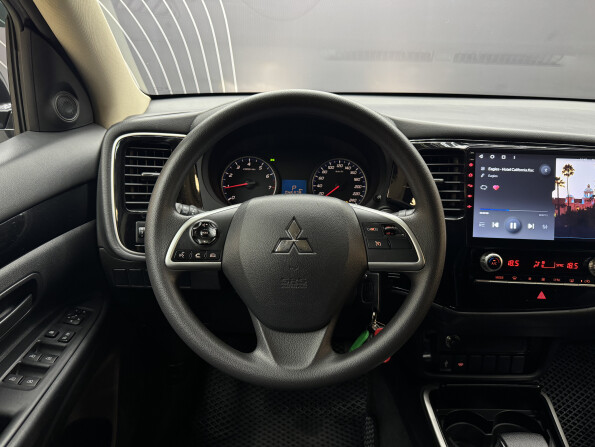 Mitsubishi Outlander III Рестайлинг 3 с пробегом 2021 года, цена 2 596 000 рублей, 46500 км, внедорожник, Автокод Объявления