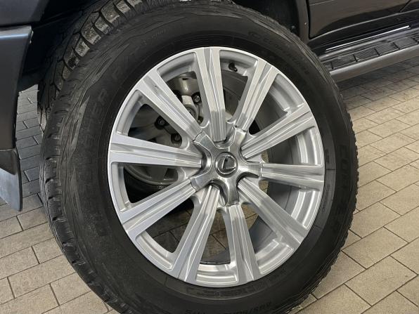 Lexus LX II Рестайлинг с пробегом 2004 года, цена 2 348 000 рублей, 356495 км, внедорожник, Автокод Объявления