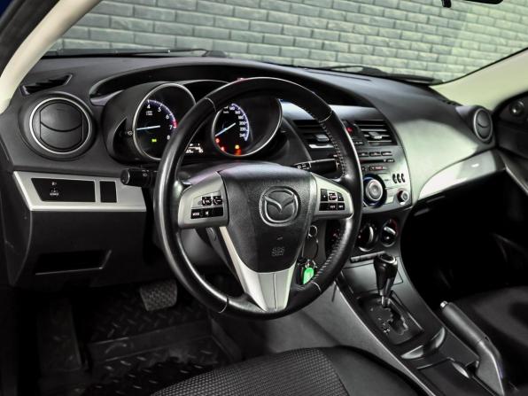 Mazda 3 II (BL) Рестайлинг с пробегом 2012 года, цена 950 000 рублей, 198568 км, седан, Автокод Объявления