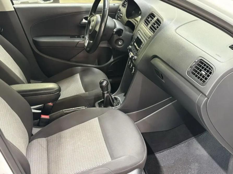 Volkswagen Polo V Саратов  - изображение 8