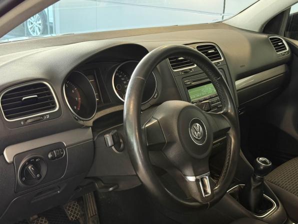 Volkswagen Golf VI с пробегом 2011 года, цена 700 000 рублей, 195380 км, хэтчбек, Автокод Объявления