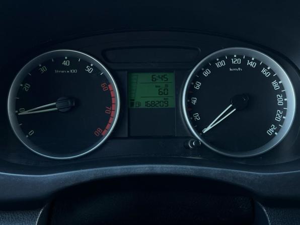 Skoda Fabia II с пробегом 2009 года, цена 380 000 рублей, 168208 км, хэтчбек, Автокод Объявления