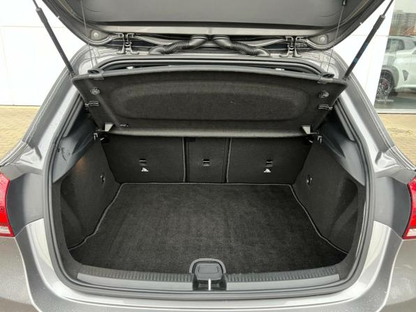 Mercedes-Benz A-Класс IV (W177) с пробегом 2018 года, цена 2 090 000 рублей, 65306 км, хэтчбек, Автокод Объявления