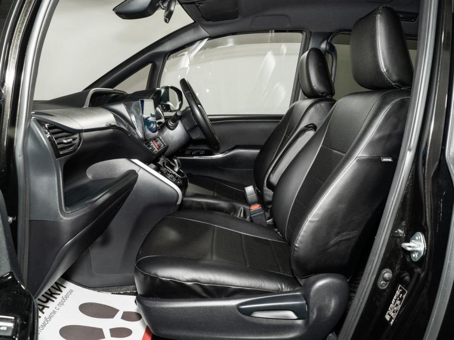 Toyota Voxy III (R80) Рестайлинг Иркутск  - изображение 6