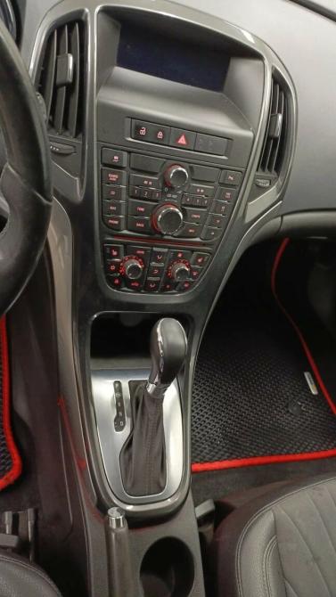 Opel Astra J Рестайлинг Вологда  - изображение 16