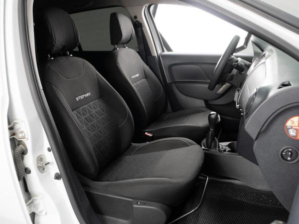 Renault Sandero II с пробегом 2018 года, цена 999 000 рублей, 100078 км, хэтчбек, Автокод Объявления