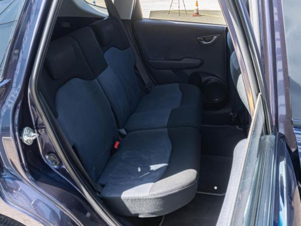 Honda Fit II с пробегом 2010 года, цена 790 000 рублей, 169639 км, хэтчбек, Автокод Объявления