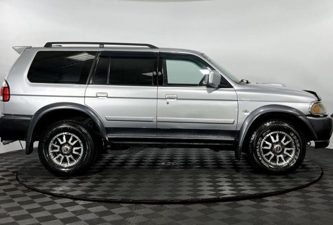 Mitsubishi Pajero Sport I Рестайлинг с пробегом 2008 года, цена 1 260 000 рублей, 233817 км, внедорожник, Автокод Объявления