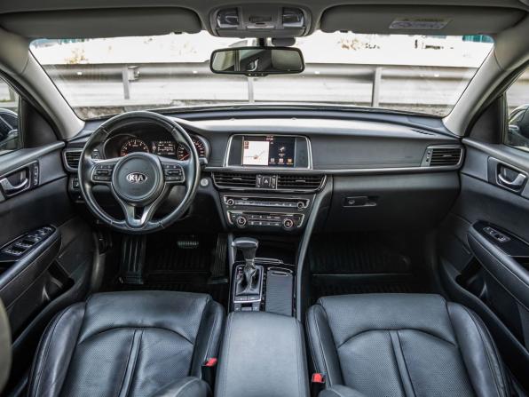 Kia Optima IV с пробегом 2017 года, цена 2 198 000 рублей, 42802 км, седан, Автокод Объявления