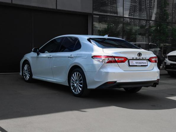 Toyota Camry VIII (XV70) с пробегом 2018 года, цена 2 229 000 рублей, 110444 км, седан, Автокод Объявления