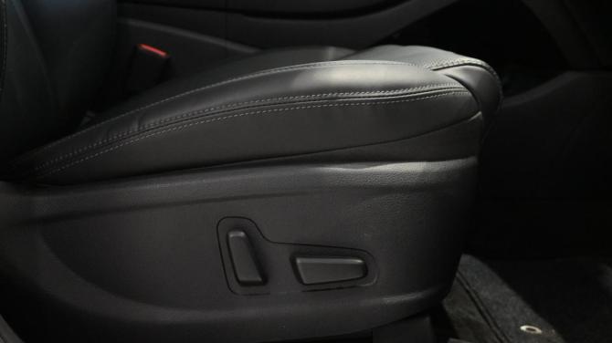 Hyundai Santa Fe IV Рестайлинг с пробегом 2023 года, цена 4 310 000 рублей, 46782 км, внедорожник, Автокод Объявления