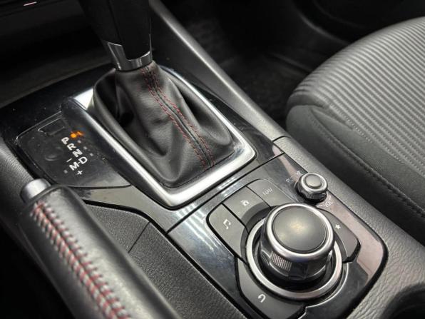 Mazda 3 III (BM) с пробегом 2013 года, цена 1 020 000 рублей, 214093 км, седан, Автокод Объявления