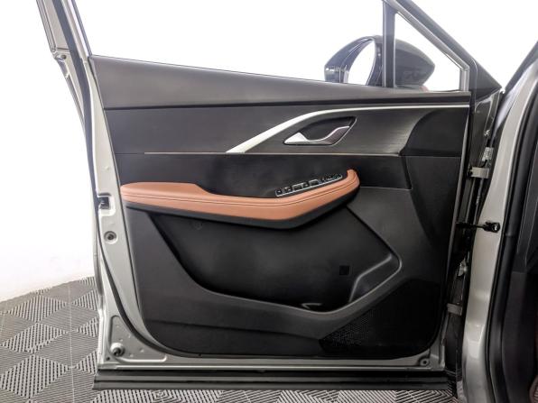 Omoda C5 I с пробегом 2022 года, цена 1 650 000 рублей, 72665 км, внедорожник, Автокод Объявления