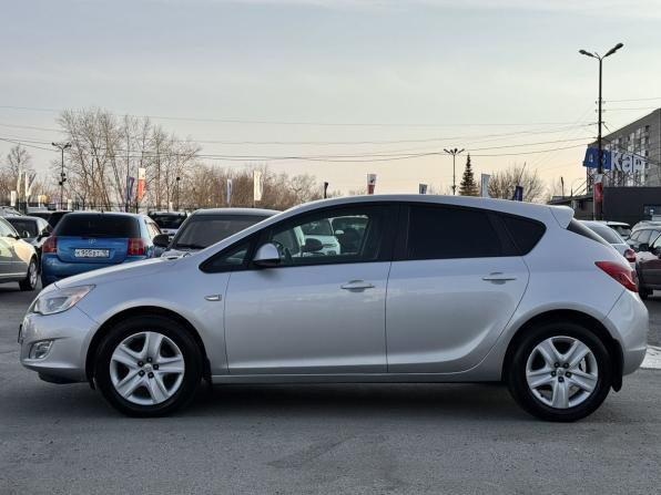 Opel Astra J с пробегом 2011 года, цена 649 000 рублей, 175278 км, хэтчбек, Автокод Объявления