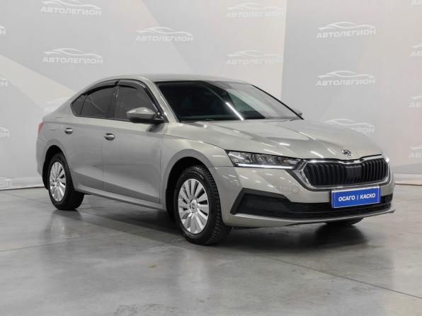 Skoda Octavia IV (A8) с пробегом 2021 года, цена 2 550 000 рублей, 67072 км, лифтбек, Автокод Объявления