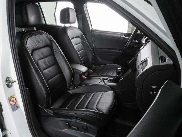 Volkswagen Tiguan II Рестайлинг с пробегом 2021 года, цена 2 498 000 рублей, 240814 км, внедорожник, Автокод Объявления