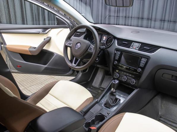 Skoda Octavia III (A7) с пробегом 2016 года, цена 1 298 000 рублей, 197330 км, лифтбек, Автокод Объявления
