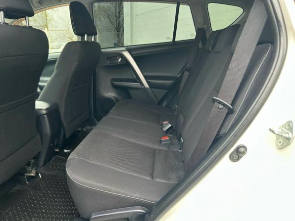 Toyota RAV4 IV (XA40) Рестайлинг с пробегом 2017 года, цена 2 265 000 рублей, 81250 км, внедорожник, Автокод Объявления