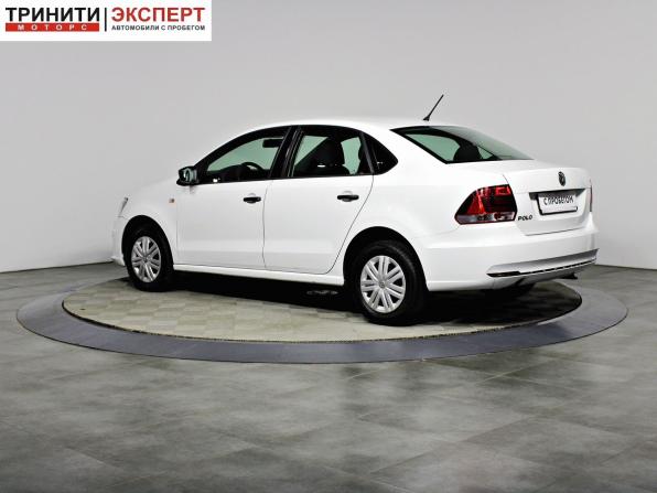 Volkswagen Polo V Рестайлинг с пробегом 2015 года, цена 956 000 рублей, 138347 км, седан, Автокод Объявления