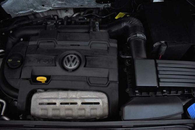 Volkswagen Tiguan I Рестайлинг с пробегом 2015 года, цена 1 050 000 рублей, 256683 км, внедорожник, Автокод Объявления