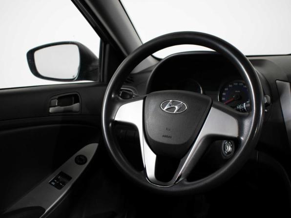 Hyundai Solaris I Рестайлинг с пробегом 2014 года, цена 777 000 рублей, 230000 км, хэтчбек, Автокод Объявления