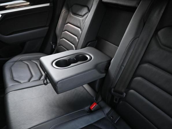 Volkswagen Touareg III с пробегом 2019 года, цена 3 999 000 рублей, 151302 км, внедорожник, Автокод Объявления