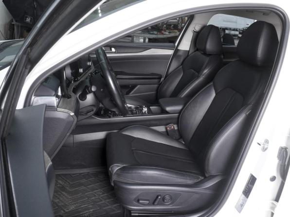 Kia K5 III с пробегом 2021 года, цена 2 630 000 рублей, 38028 км, седан, Автокод Объявления