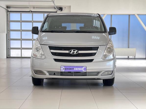 Hyundai Grand Starex I с пробегом 2011 года, цена 1 500 000 рублей, 212928 км, минивэн, Автокод Объявления
