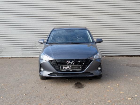Hyundai Solaris II Рестайлинг с пробегом 2021 года, цена 1 520 000 рублей, 93652 км, седан, Автокод Объявления