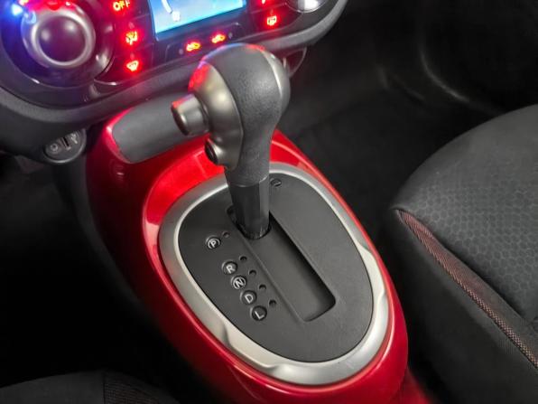 Nissan Juke I с пробегом 2012 года, цена 875 000 рублей, 173893 км, внедорожник, Автокод Объявления