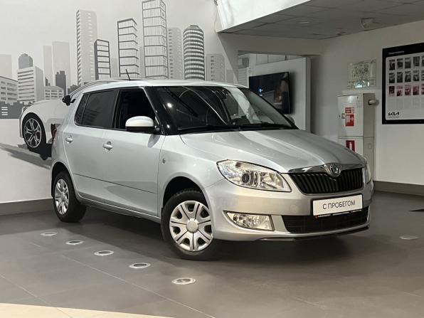 Skoda Fabia II Рестайлинг с пробегом 2011 года, цена 510 000 рублей, 208189 км, хэтчбек, Автокод Объявления