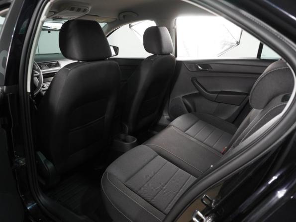 Skoda Rapid I с пробегом 2015 года, цена 1 149 000 рублей, 106927 км, лифтбек, Автокод Объявления